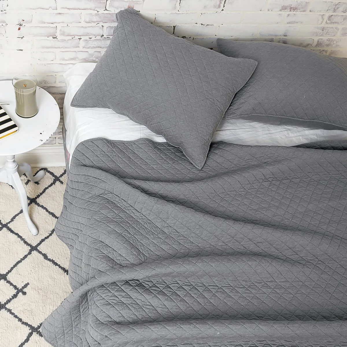 Jersey Gray Quilt