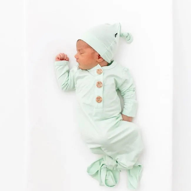 Kyte Baby Knotted Gown with Hat in Mint