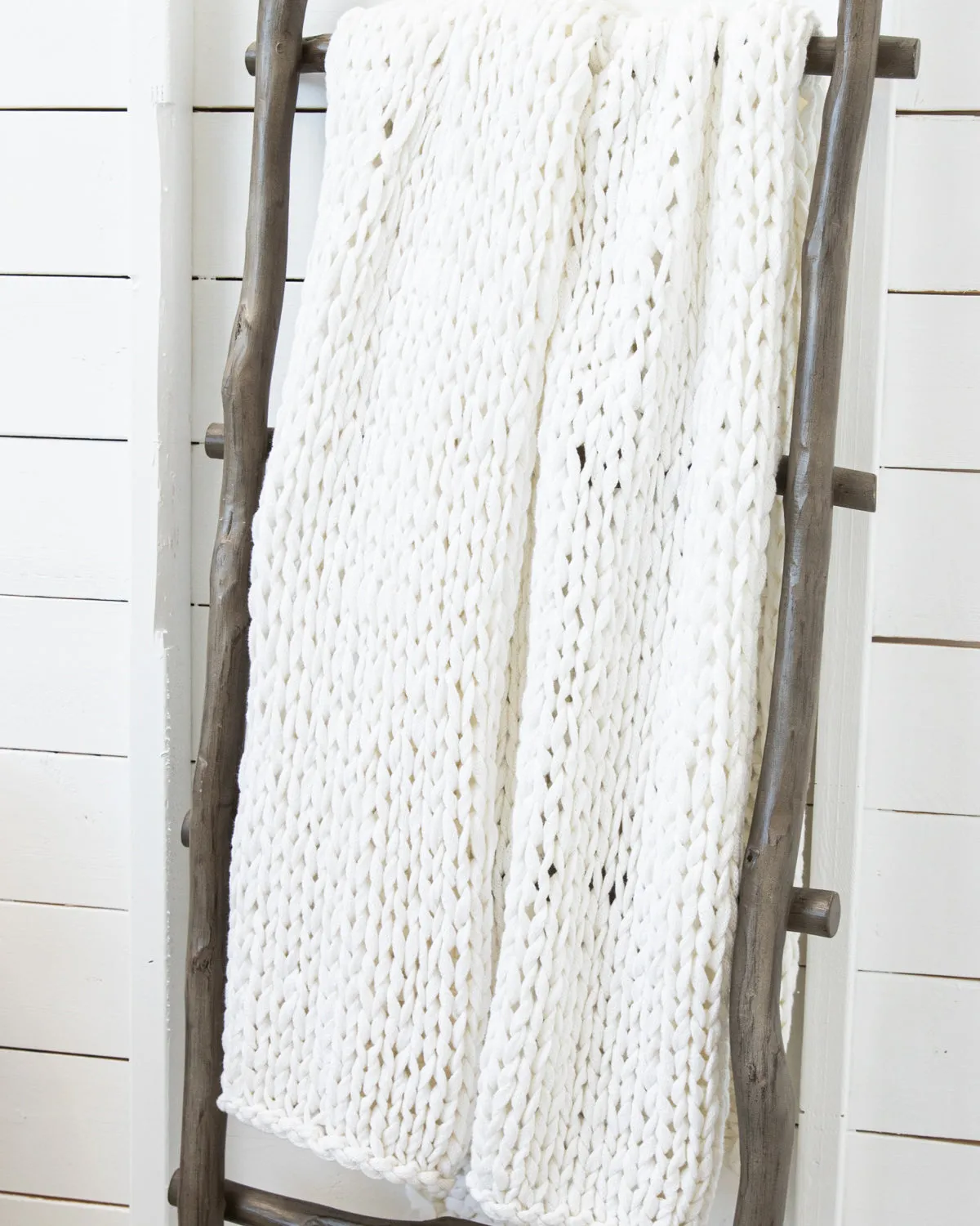 Manchester Cotton-Knit Throw Off-White