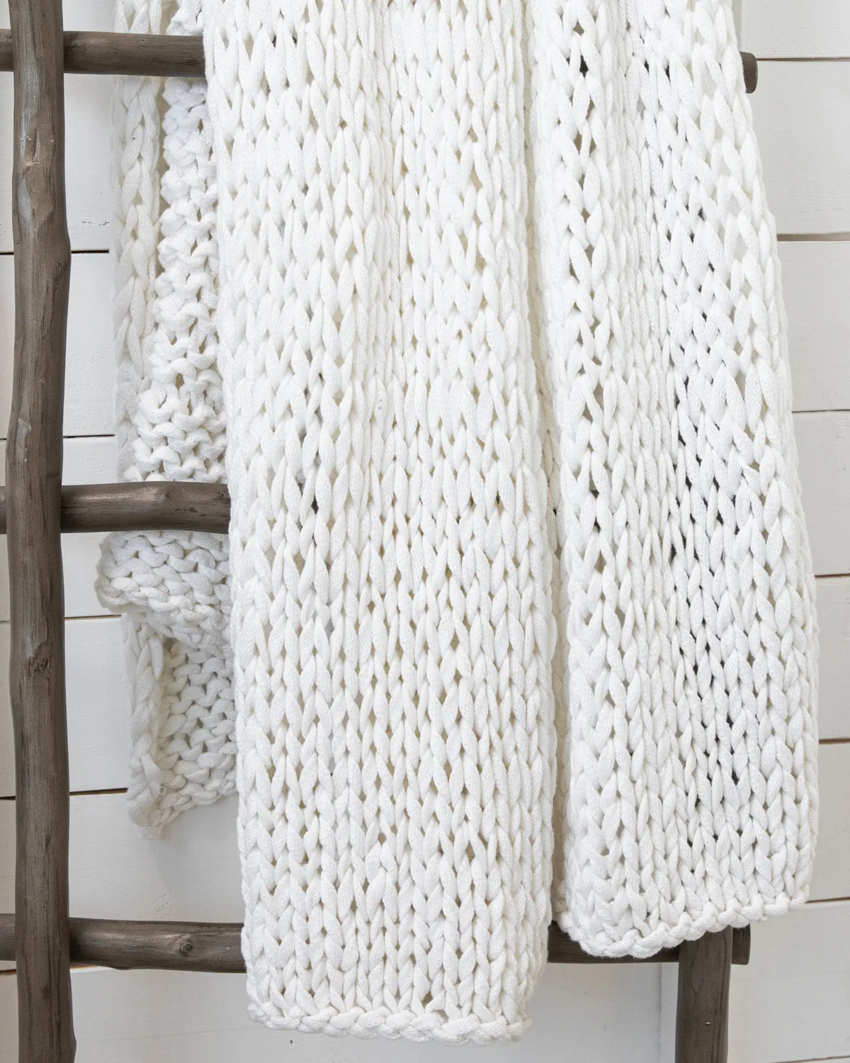 Manchester Cotton-Knit Throw Off-White