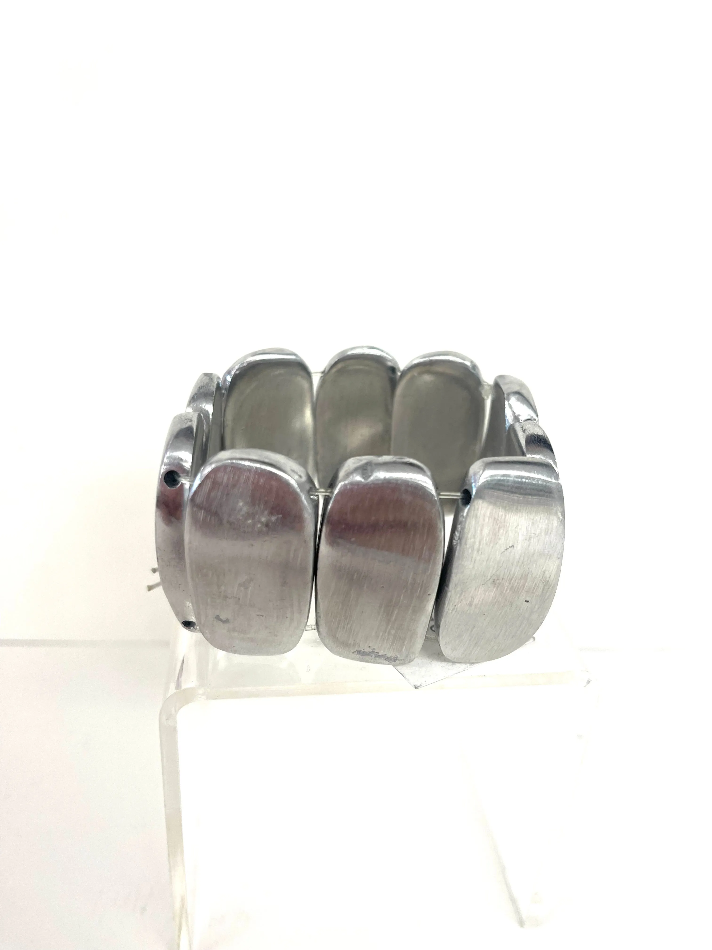 Recycled Aluminum Stretch Oval Bracelet